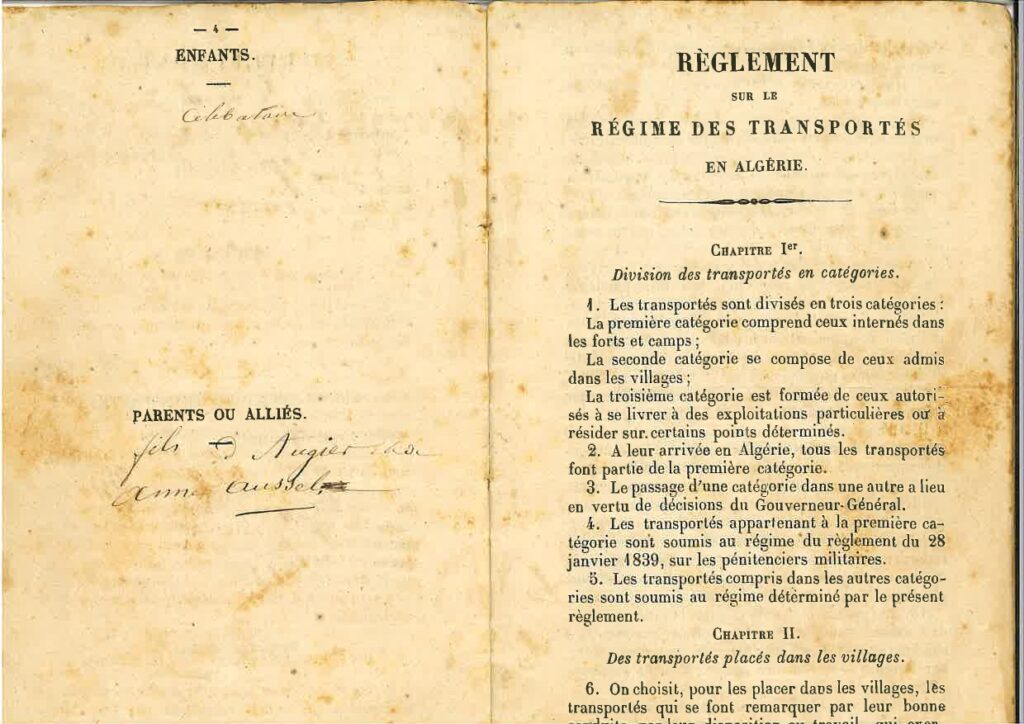 Two-page spread of an antique book, left page labeled ENFANTS with handwritten notes, right page titled RÉGLEMENT SUR LE RÉGIME DES TRANSPORTÉS EN ALGÉRIE with Chapter I and numbered rules.